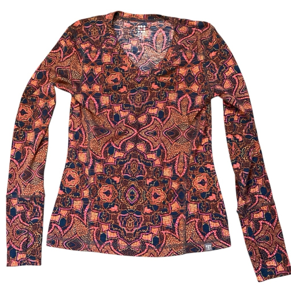 Title Nine Long Sleeve Athletic Performance Top Textured Knit Size XS Long Cuff